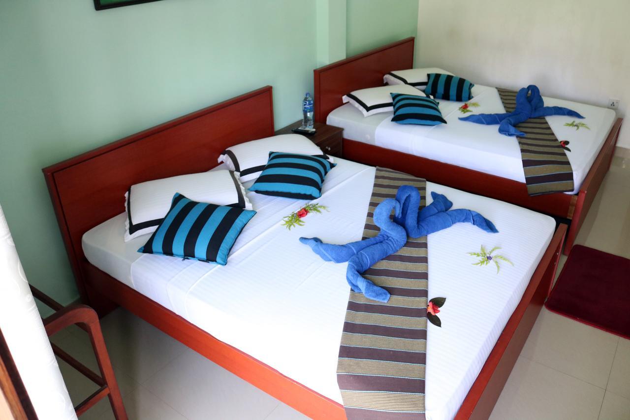 Margosa Lake Resort อนุราธปุระ ภายนอก รูปภาพ